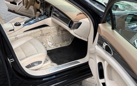 Porsche Panamera II рестайлинг, 2010 год, 2 150 000 рублей, 22 фотография