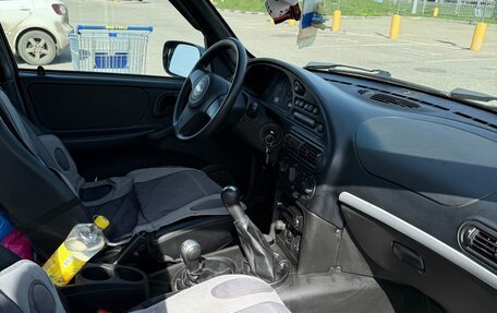 Chevrolet Niva I рестайлинг, 2011 год, 700 000 рублей, 9 фотография