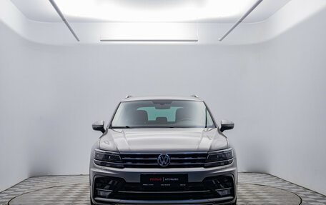 Volkswagen Tiguan II, 2018 год, 2 898 000 рублей, 2 фотография