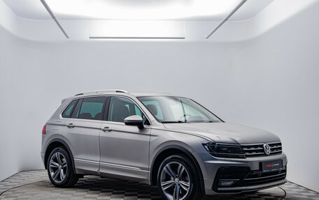 Volkswagen Tiguan II, 2018 год, 2 898 000 рублей, 3 фотография
