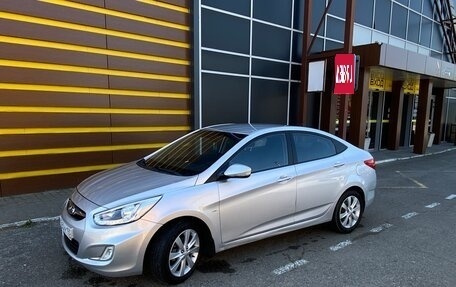 Hyundai Solaris II рестайлинг, 2014 год, 820 000 рублей, 1 фотография