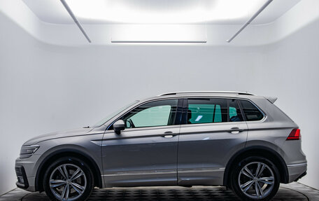 Volkswagen Tiguan II, 2018 год, 2 898 000 рублей, 8 фотография