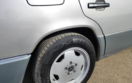 Mercedes-Benz E-Класс, 1993 год, 575 000 рублей, 12 фотография