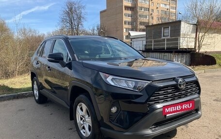 Toyota RAV4, 2021 год, 3 500 000 рублей, 4 фотография