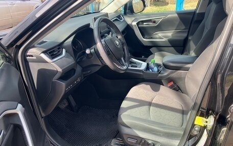 Toyota RAV4, 2021 год, 3 500 000 рублей, 8 фотография