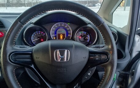 Honda Fit Shuttle I рестайлинг, 2011 год, 740 000 рублей, 12 фотография