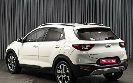 KIA Stonic, 2018 год, 1 859 000 рублей, 2 фотография