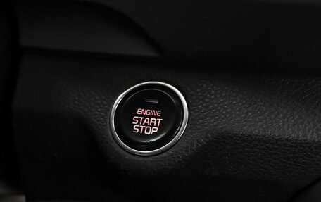 KIA Stonic, 2018 год, 1 859 000 рублей, 19 фотография