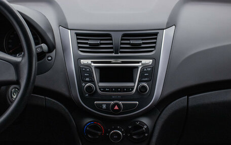 Hyundai Solaris II рестайлинг, 2016 год, 1 040 000 рублей, 14 фотография