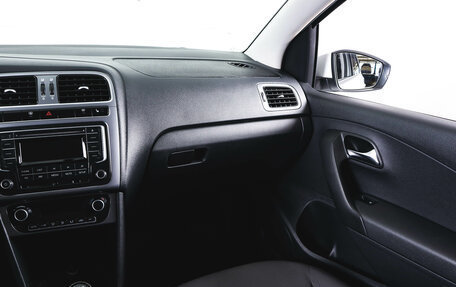 Volkswagen Polo VI (EU Market), 2016 год, 1 079 000 рублей, 15 фотография