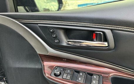 Toyota Harrier, 2014 год, 2 700 000 рублей, 17 фотография