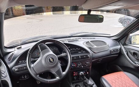 Chevrolet Niva I рестайлинг, 2014 год, 670 000 рублей, 21 фотография