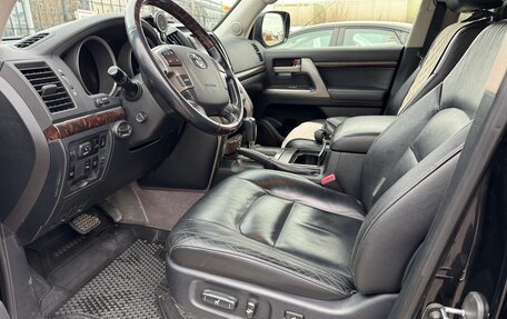 Toyota Land Cruiser 200, 2011 год, 4 200 000 рублей, 7 фотография