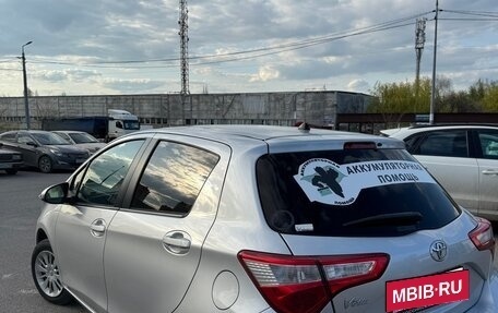 Toyota Vitz, 2017 год, 990 000 рублей, 5 фотография