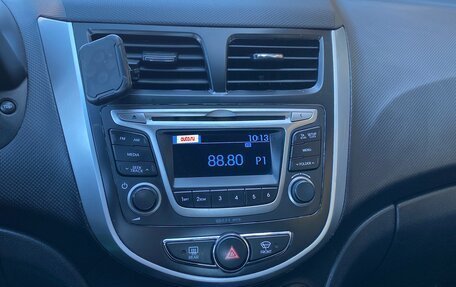 Hyundai Solaris II рестайлинг, 2014 год, 820 000 рублей, 15 фотография