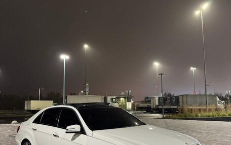 Mercedes-Benz E-Класс, 2011 год, 1 420 000 рублей, 1 фотография