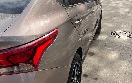 Hyundai Solaris II рестайлинг, 2018 год, 1 700 000 рублей, 7 фотография