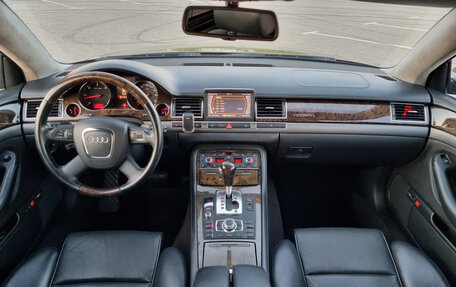 Audi A8, 2005 год, 1 890 000 рублей, 10 фотография