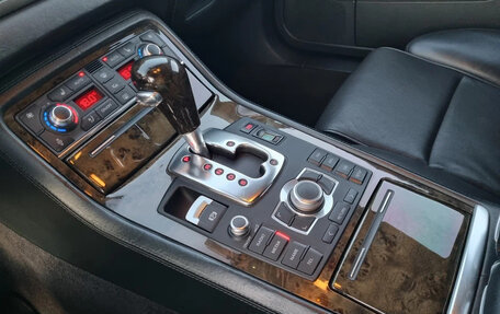 Audi A8, 2005 год, 1 890 000 рублей, 21 фотография