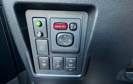 Toyota Land Cruiser Prado 150 рестайлинг 2, 2011 год, 3 000 000 рублей, 14 фотография