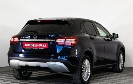 Mercedes-Benz GLA, 2017 год, 1 599 000 рублей, 6 фотография