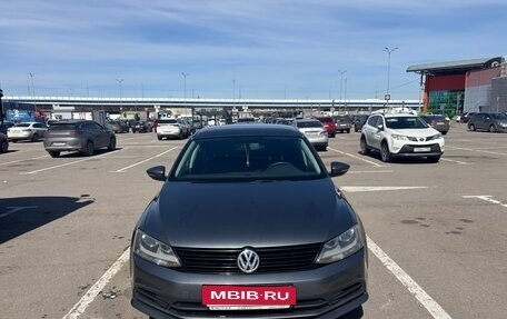 Volkswagen Jetta VI, 2015 год, 1 100 000 рублей, 1 фотография