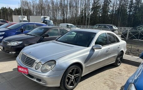 Mercedes-Benz E-Класс, 2002 год, 480 000 рублей, 1 фотография