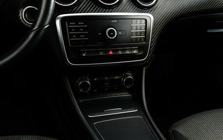 Mercedes-Benz GLA, 2017 год, 1 599 000 рублей, 16 фотография