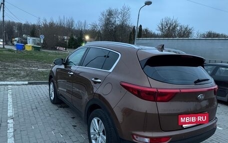 KIA Sportage IV рестайлинг, 2016 год, 2 200 000 рублей, 4 фотография