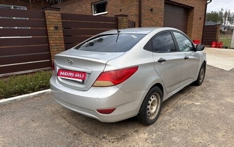 Hyundai Solaris II рестайлинг, 2012 год, 430 000 рублей, 3 фотография