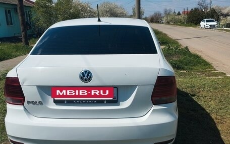 Volkswagen Polo VI (EU Market), 2016 год, 400 000 рублей, 2 фотография