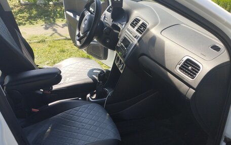 Volkswagen Polo VI (EU Market), 2016 год, 400 000 рублей, 7 фотография