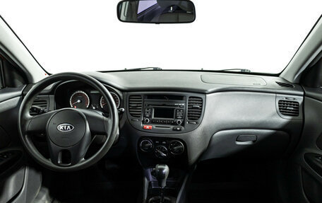 KIA Rio II, 2010 год, 799 700 рублей, 13 фотография