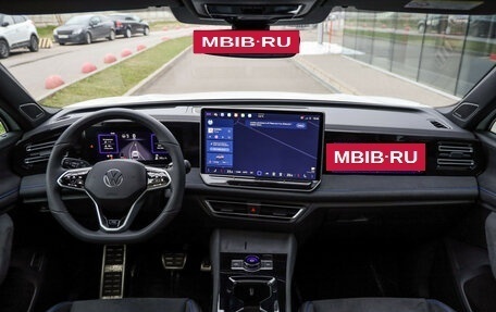 Volkswagen Tiguan, 2025 год, 4 899 000 рублей, 5 фотография