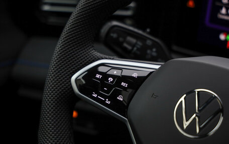 Volkswagen Tiguan, 2025 год, 4 899 000 рублей, 8 фотография