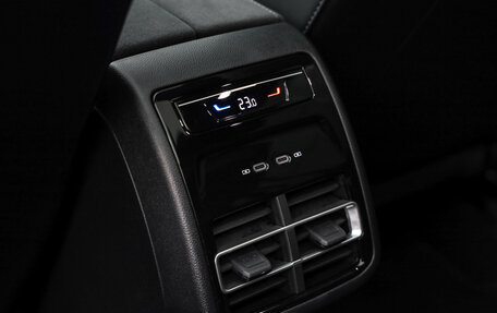 Volkswagen Tiguan, 2025 год, 4 899 000 рублей, 20 фотография