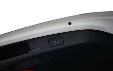 Volkswagen Tiguan, 2025 год, 4 899 000 рублей, 30 фотография