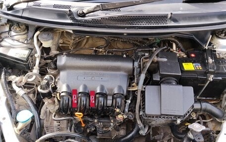 Honda Fit Aria, 2002 год, 330 000 рублей, 14 фотография