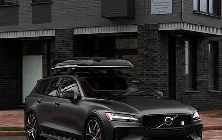 Volvo V60 II, 2022 год, 5 500 000 рублей, 4 фотография