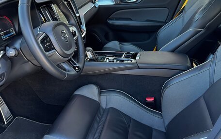 Volvo V60 II, 2022 год, 5 500 000 рублей, 9 фотография