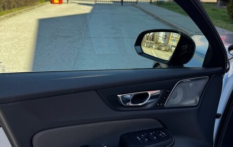 Volvo V60 II, 2022 год, 5 500 000 рублей, 12 фотография