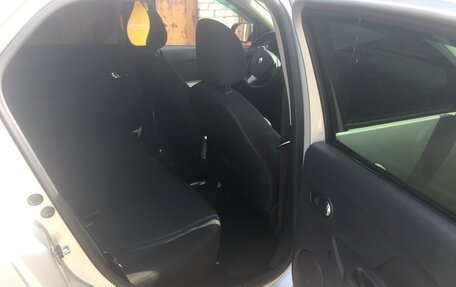 Renault Logan II, 2017 год, 1 250 000 рублей, 11 фотография