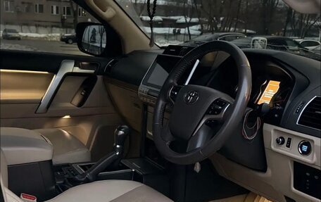 Toyota Land Cruiser Prado 150 рестайлинг 2, 2023 год, 6 500 000 рублей, 8 фотография