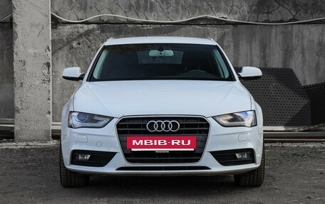 Audi A4, 2013 год, 1 300 000 рублей, 2 фотография