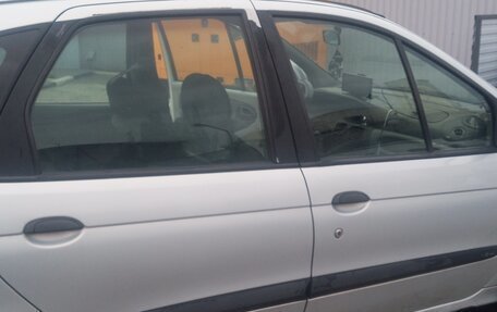 Renault Scenic III, 2001 год, 350 000 рублей, 11 фотография