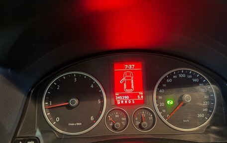 Volkswagen Tiguan I, 2009 год, 650 000 рублей, 26 фотография