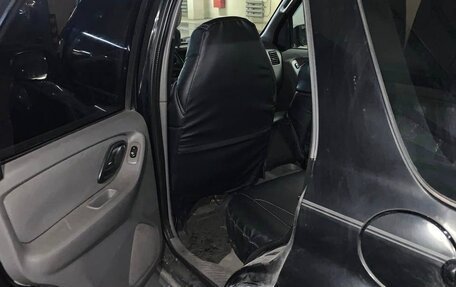 Ford Escape II, 2001 год, 350 000 рублей, 13 фотография