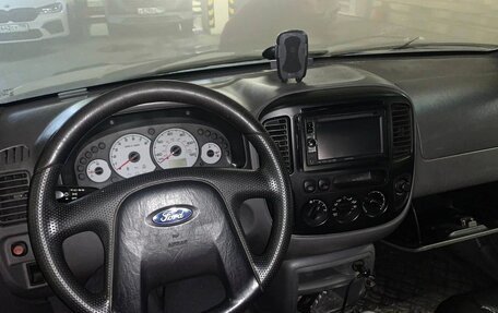 Ford Escape II, 2001 год, 350 000 рублей, 11 фотография