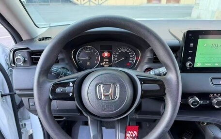 Honda Vezel, 2023 год, 2 000 000 рублей, 10 фотография