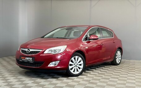 Opel Astra J, 2011 год, 590 000 рублей, 1 фотография
